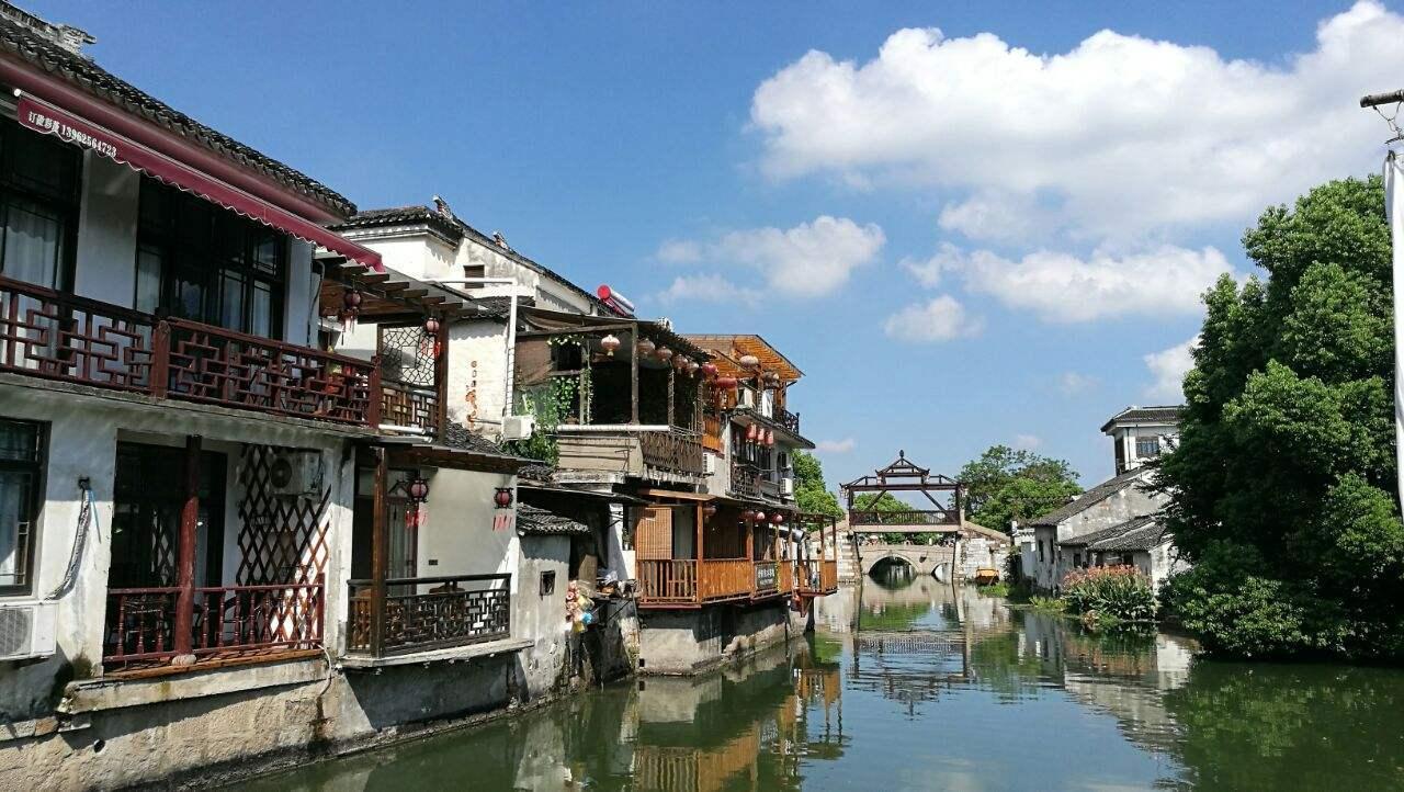 破碎的雕像